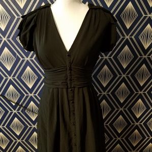 Black dress with tiny waist and awesome shoulders